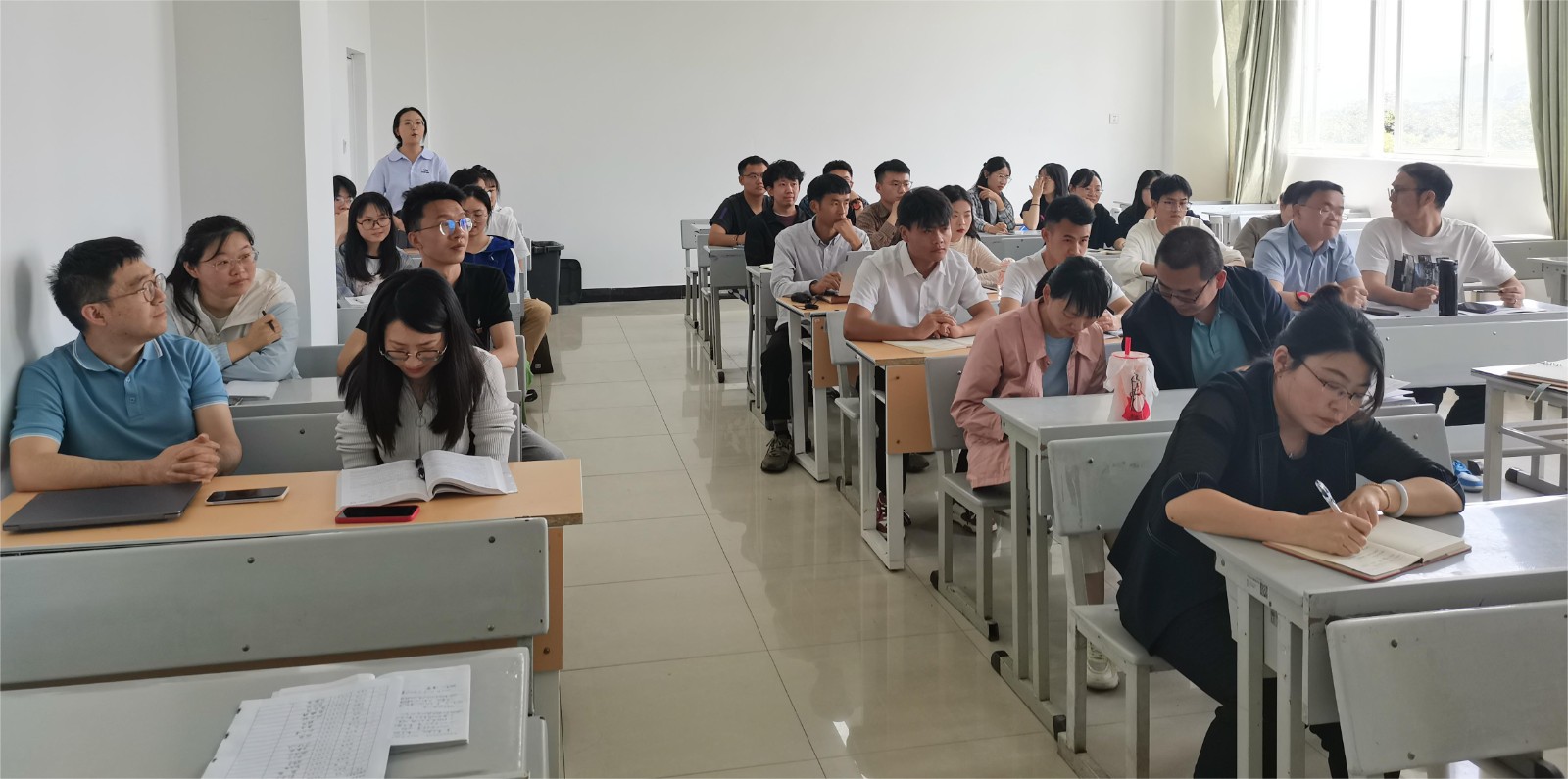 图二.jpg 图二.jpg