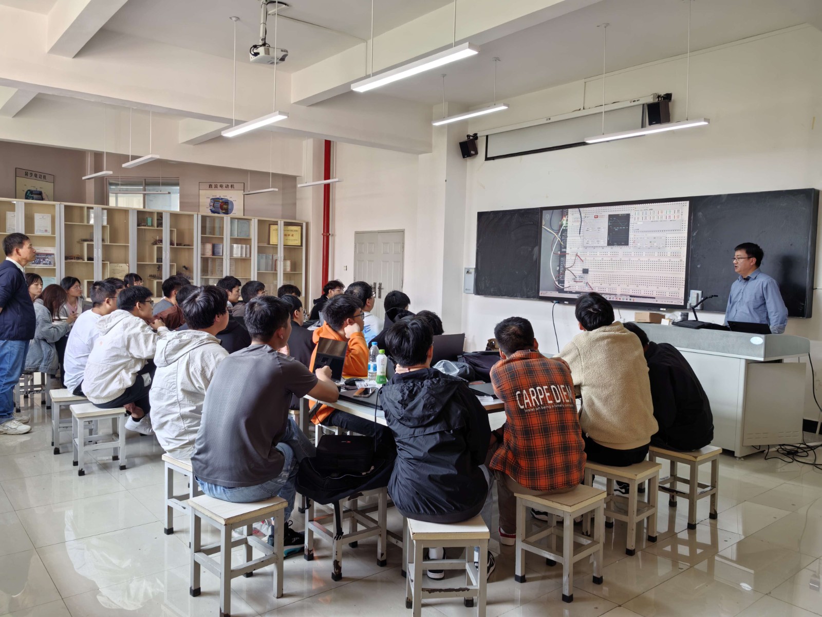 IMG_20241012_112733.jpg IMG_20241012_112733.jpg