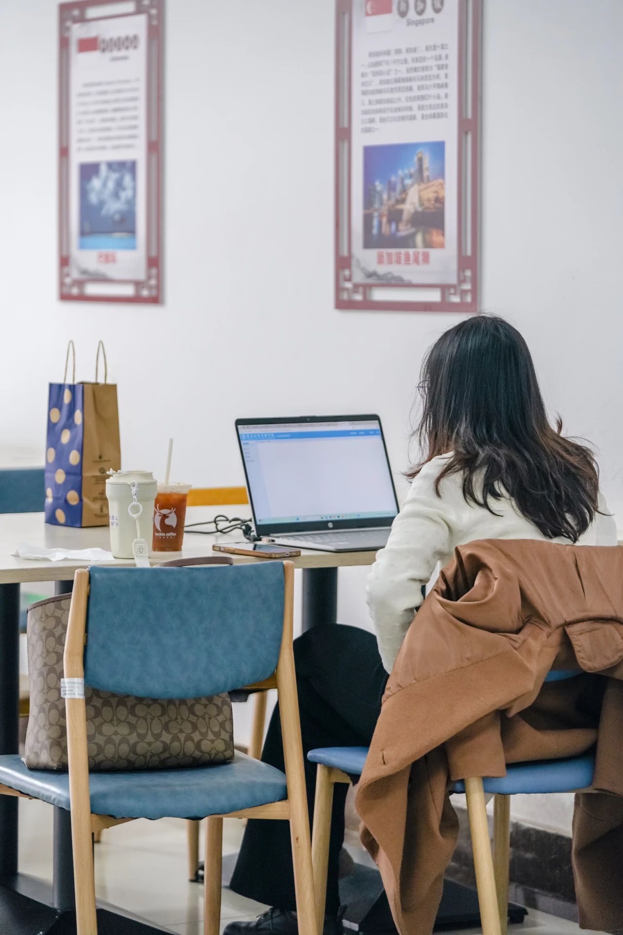 云南经济管理学院春季学期开学! 第 17 张 云南经济管理学院春季学期开学! 第 17 张