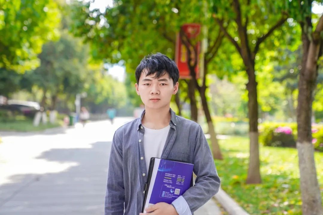 云经管学子登上《人民日报》！还成功上岸省考公务员！ 第 2 张