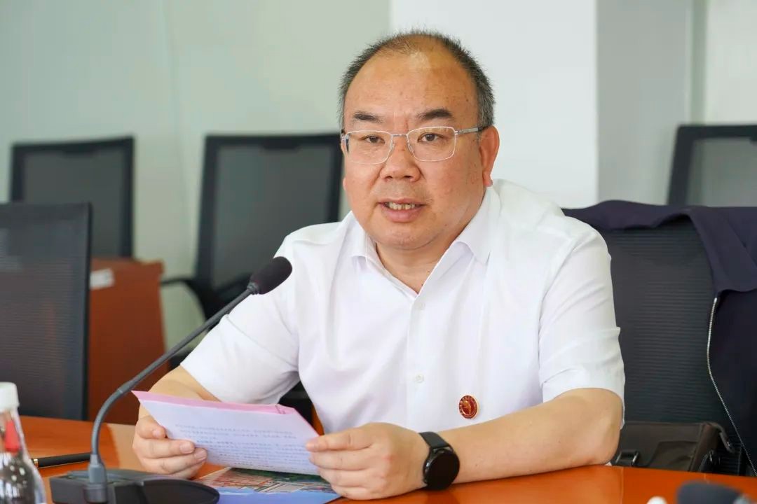 省政协教科卫体委员会到云南经济管理学院调研 第 7 张 省政协教科卫体委员会到云南经济管理学院调研 第 7 张