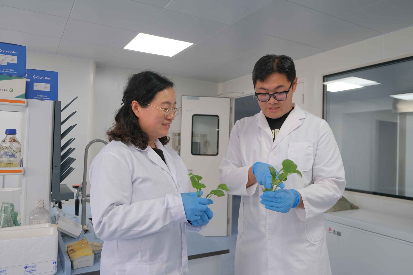 斩获全国银奖,这个团队让侠界奇药照见现实⁉️ 第 4 张 斩获全国银奖,这个团队让侠界奇药照见现实⁉️ 第 4 张