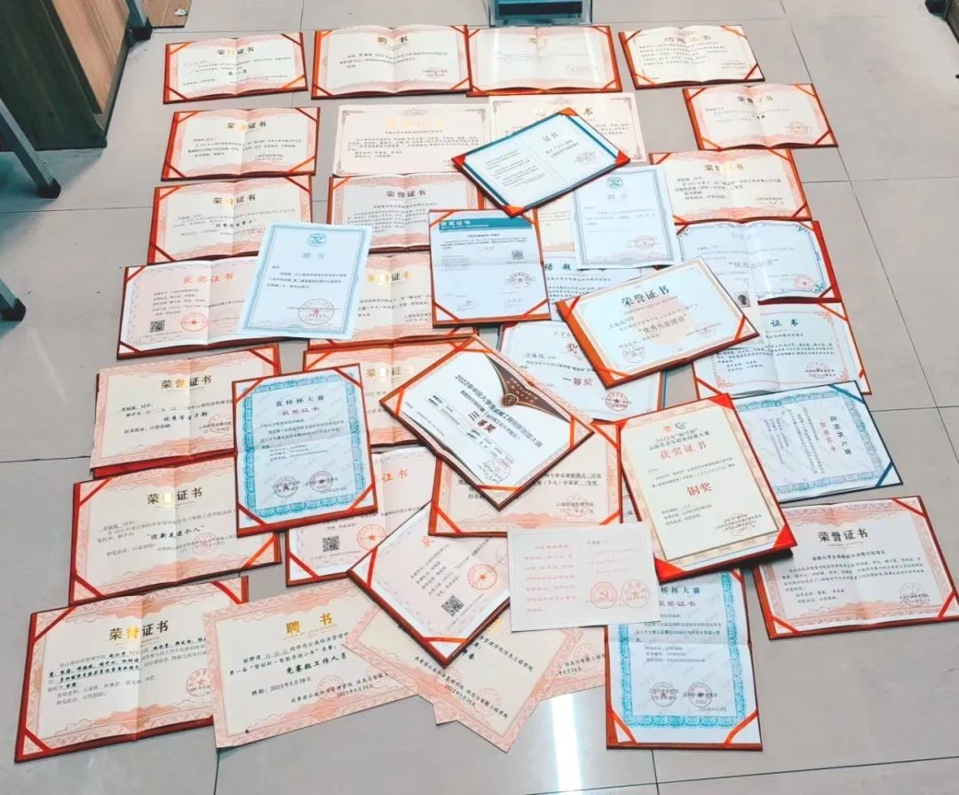 云经管学子登上《人民日报》！还成功上岸省考公务员！ 第 5 张