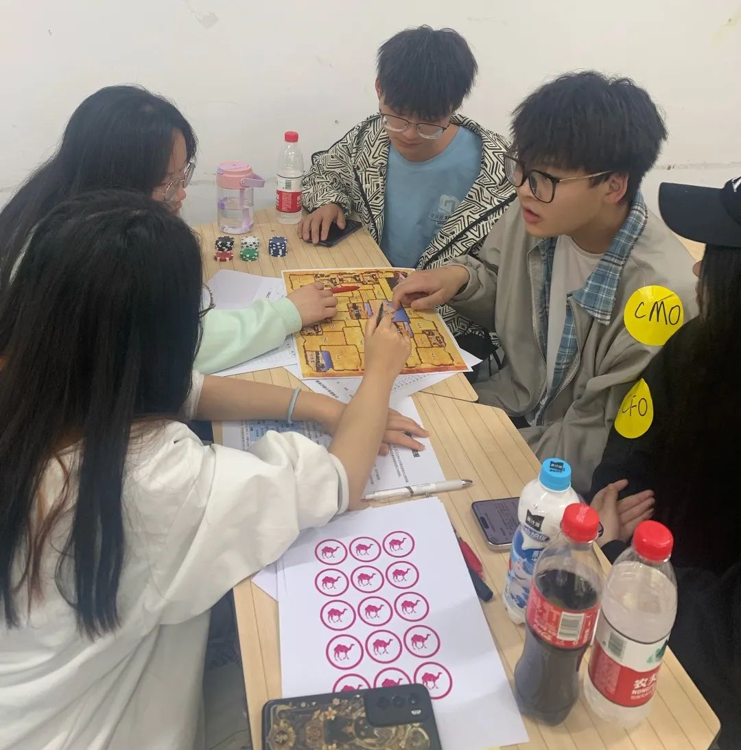 从课本到实战：财金学子沙漠掘金赛狂掀'财富风暴'，这些技能亮了！ 第 5 张