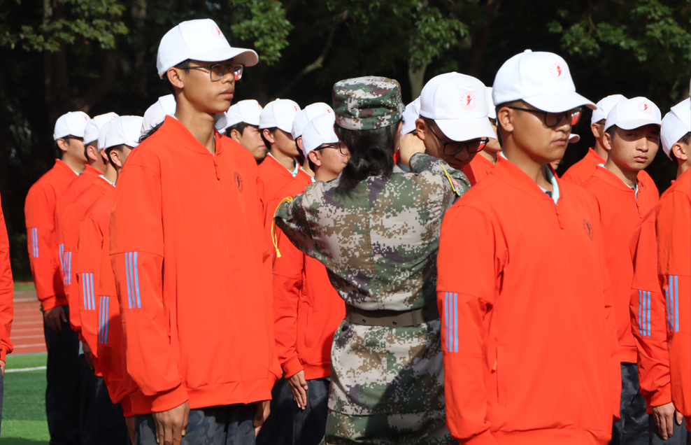 训练场上练硬功,才艺时光添温情 第 5 张 训练场上练硬功,才艺时光添温情 第 5 张