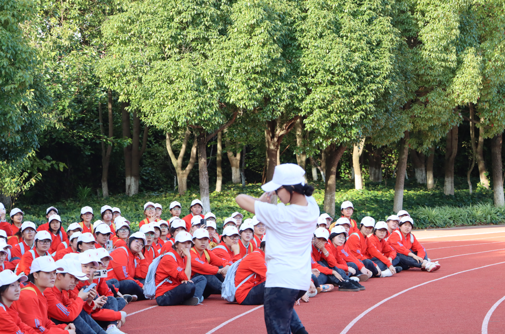训练场上练硬功,才艺时光添温情 第 10 张 训练场上练硬功,才艺时光添温情 第 10 张