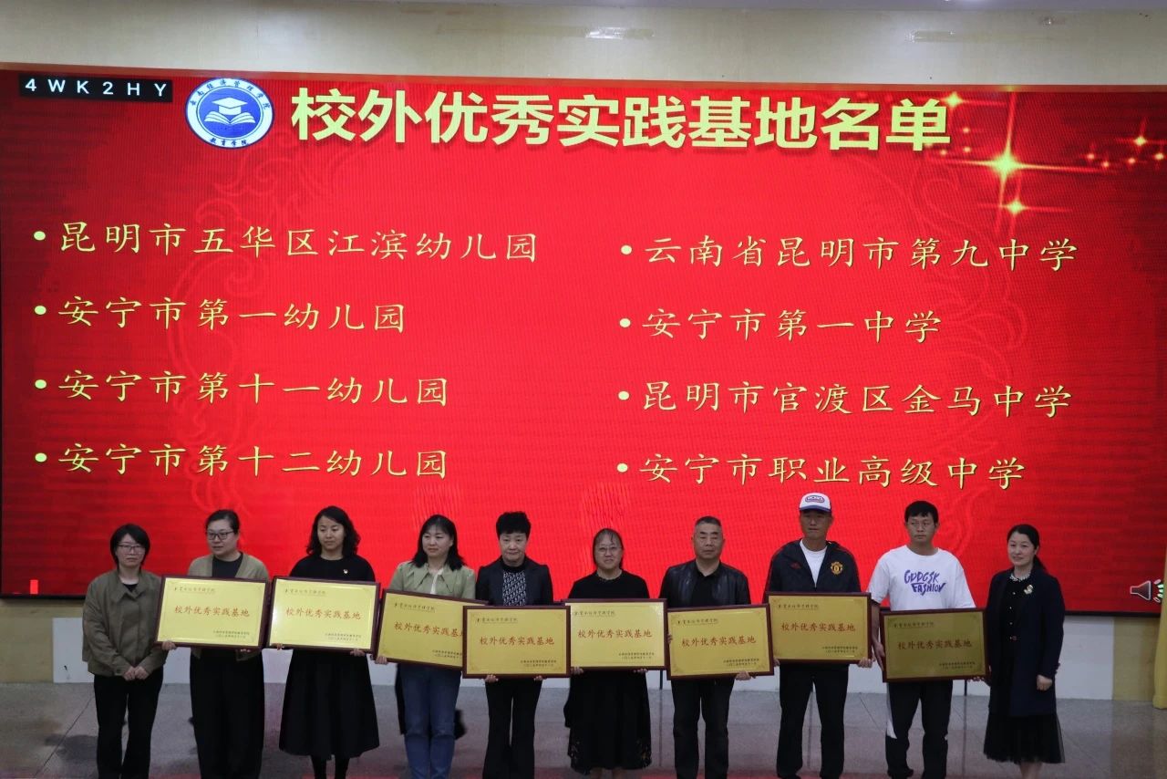 74ec7bac590e9584c30c3b6698b292a6.jpg 74ec7bac590e9584c30c3b6698b292a6.jpg