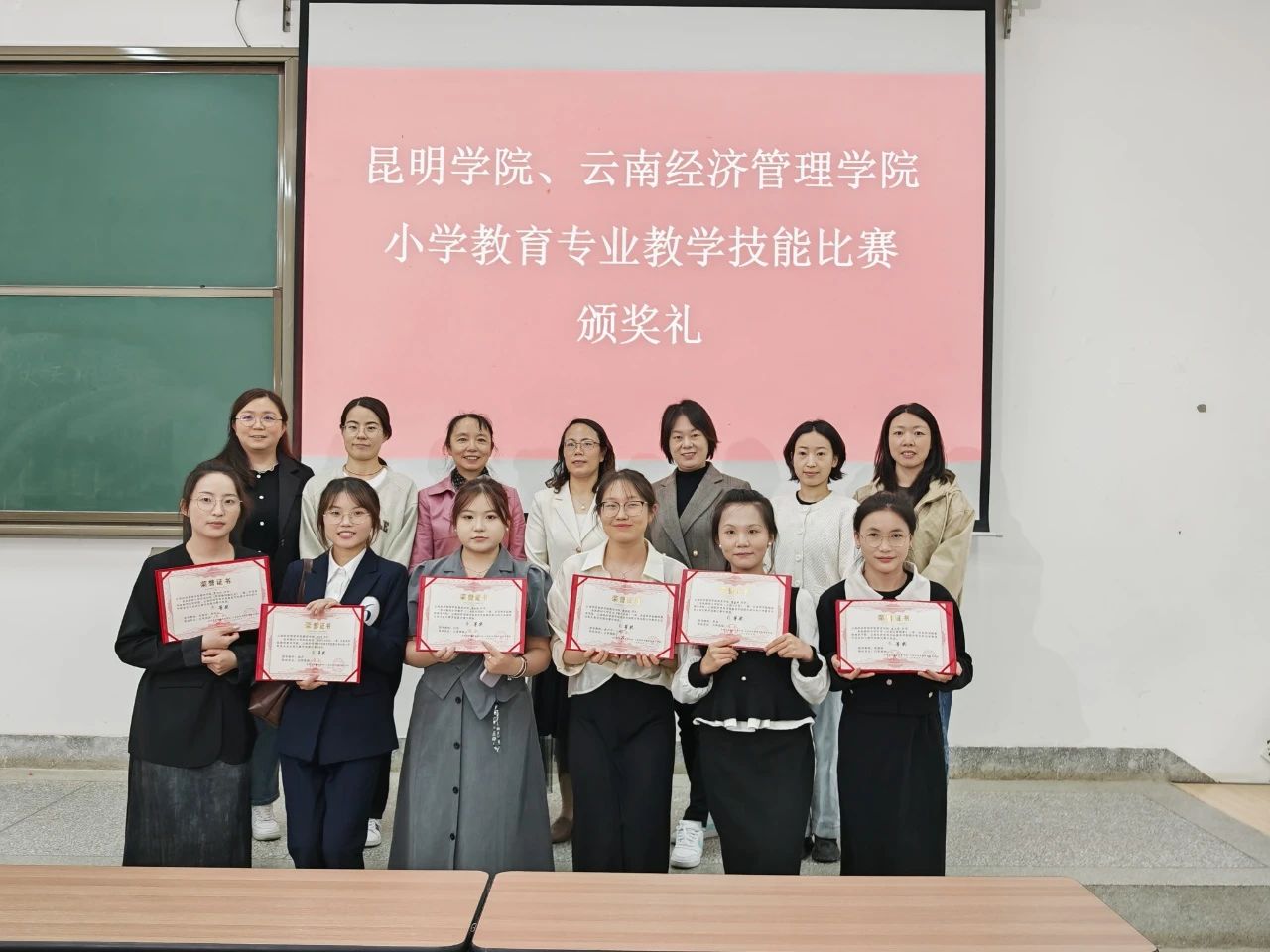 335ed338ac3ec72ceed1b7a022047af3.jpg 335ed338ac3ec72ceed1b7a022047af3.jpg